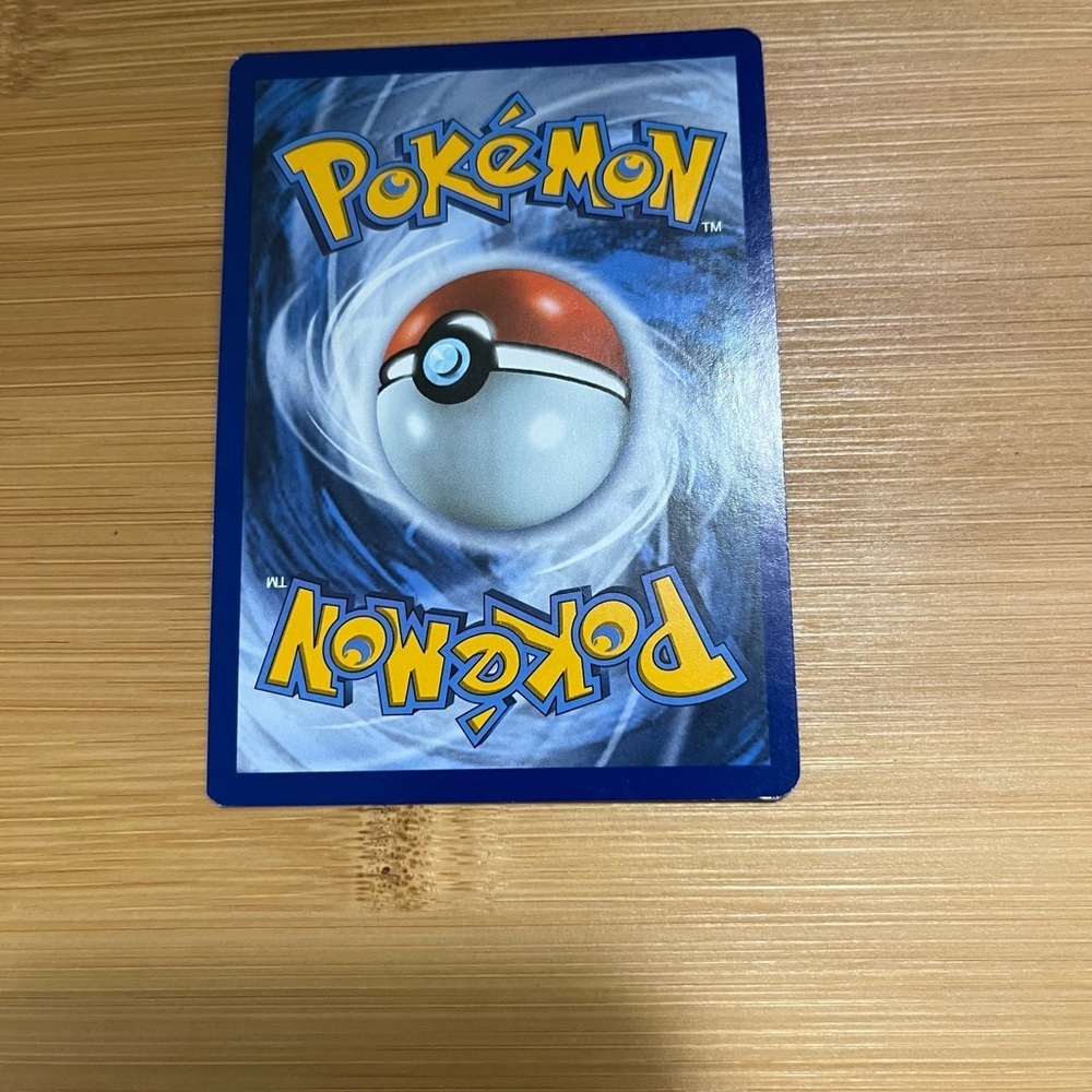 Geodude Pokémon Card TCG 2021 - Picture 5 of 9
